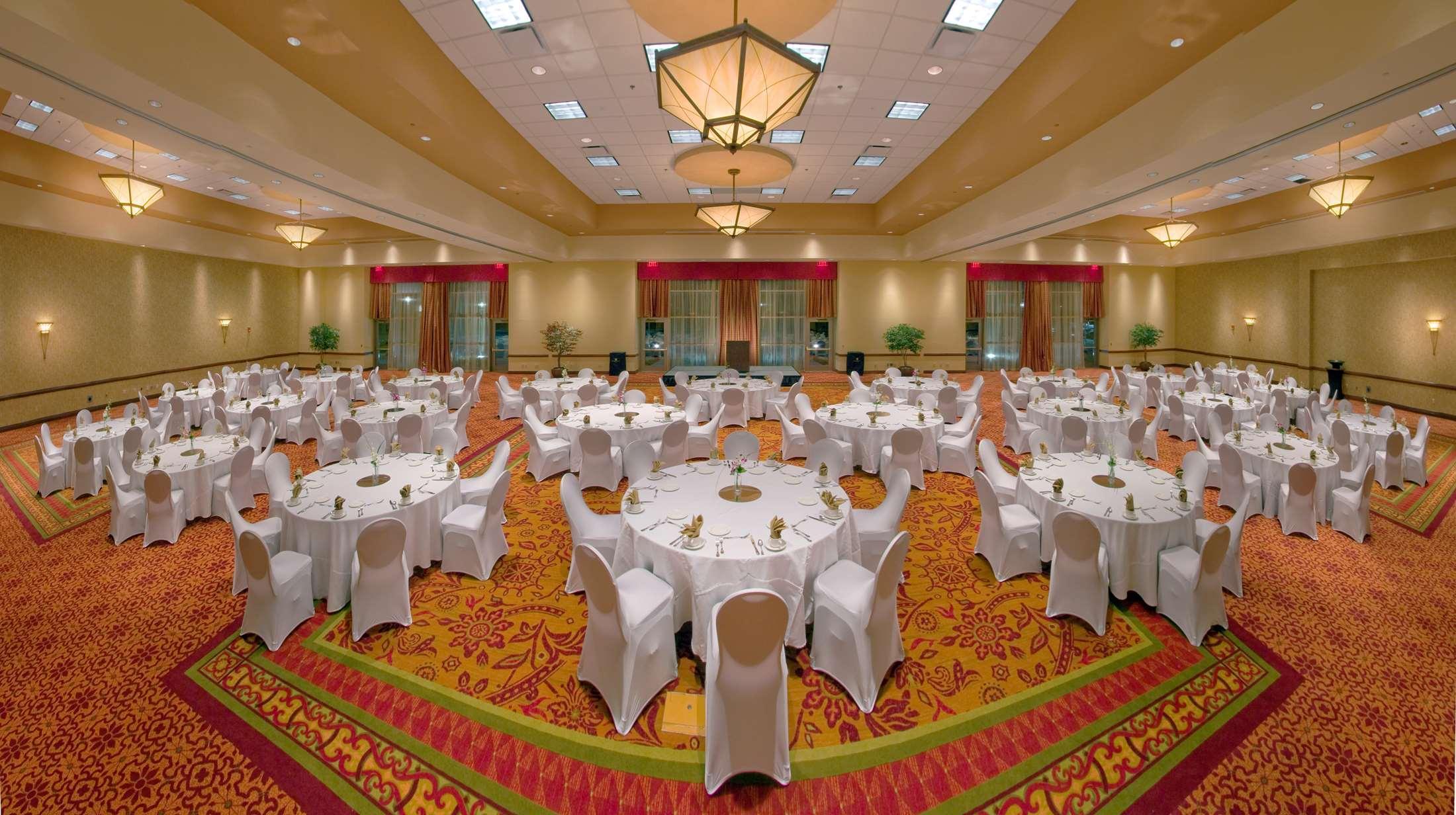Embassy Suites By Hilton Norman Hotel & Conference Center Luaran gambar