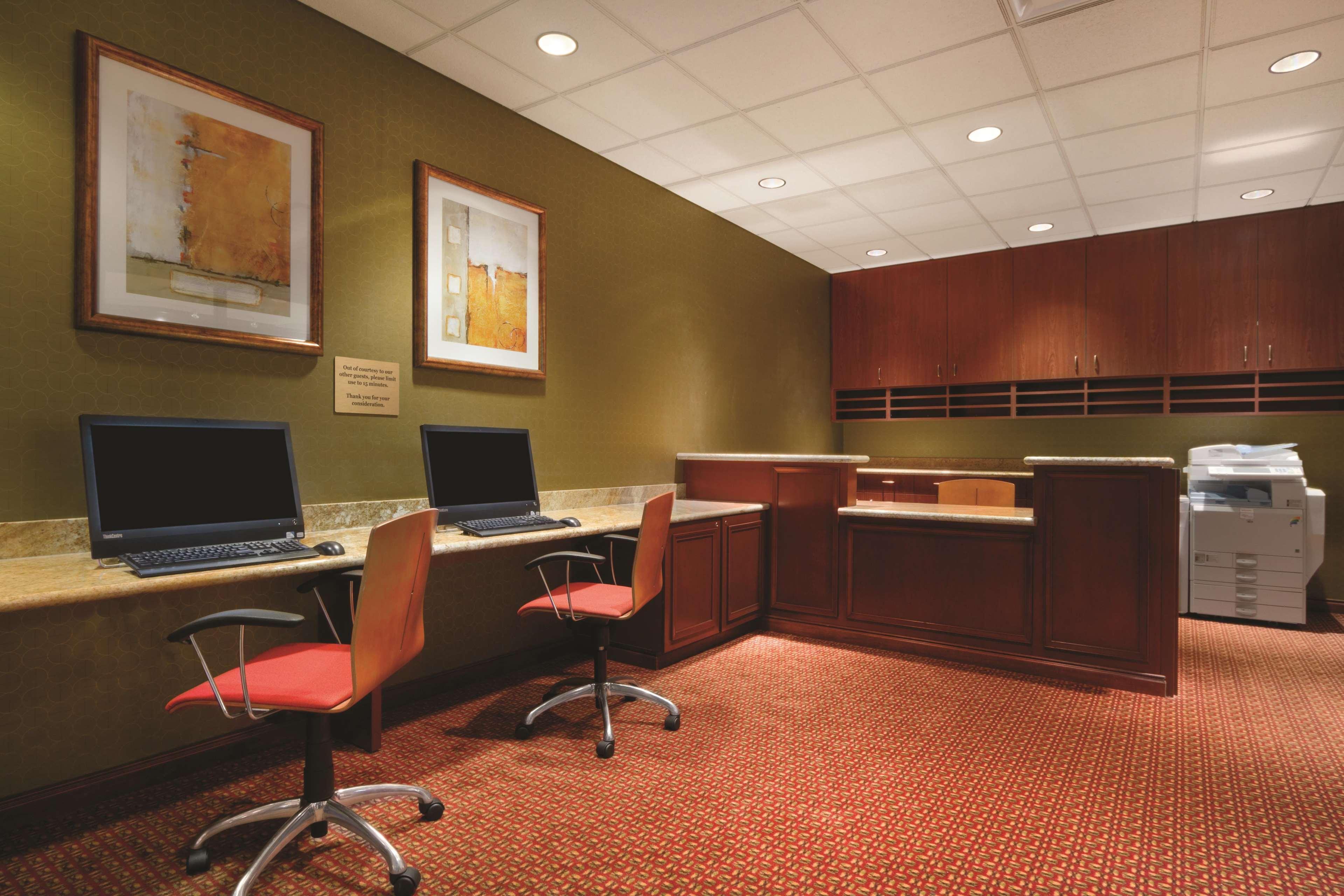 Embassy Suites By Hilton Norman Hotel & Conference Center Kemudahan gambar