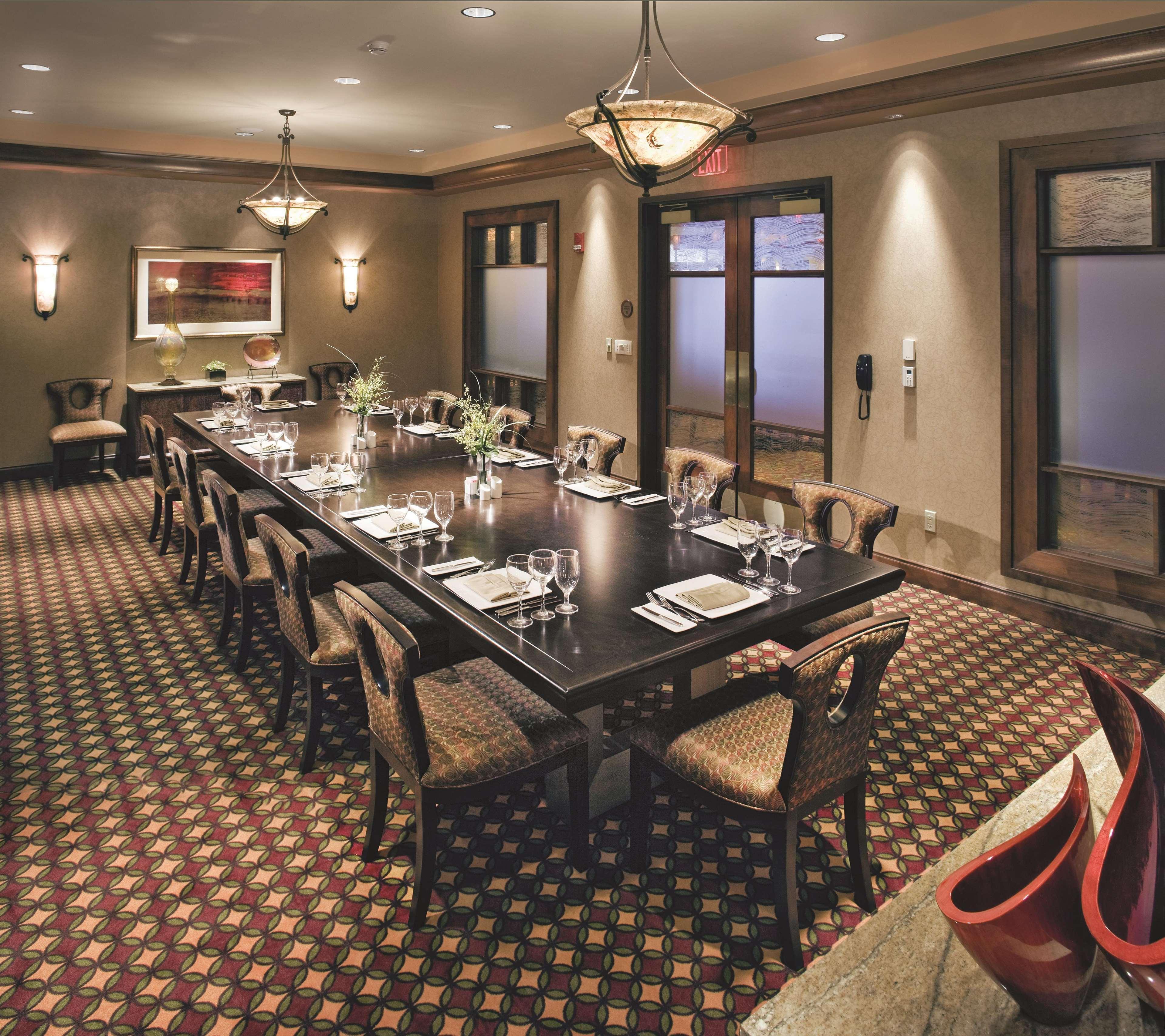 Embassy Suites By Hilton Norman Hotel & Conference Center Luaran gambar