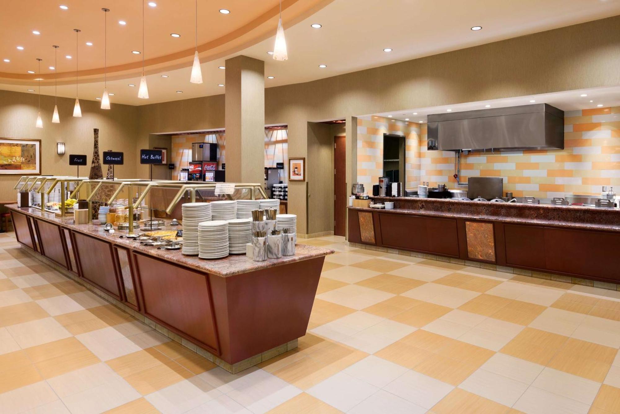 Embassy Suites By Hilton Norman Hotel & Conference Center Luaran gambar